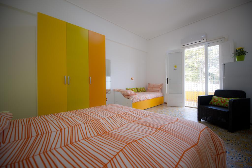 B&B Fiori Gialli Caucana Santa Croce Camerina Ruang foto