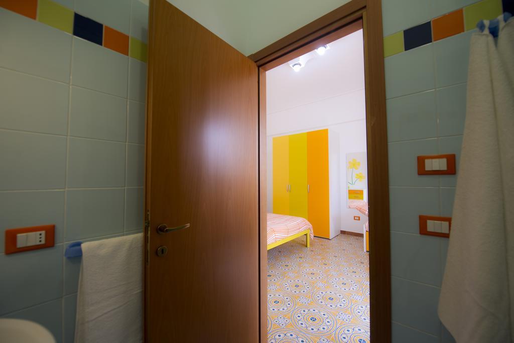 B&B Fiori Gialli Caucana Santa Croce Camerina Ruang foto